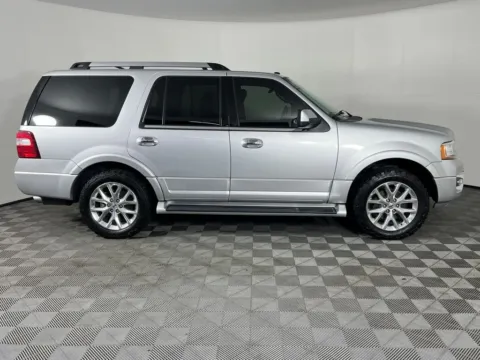 More photos of 2016 Ford Expedition Limited at Subaru Longview, WA