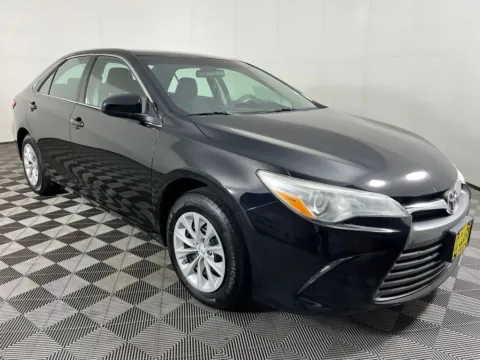 Another view of 2015 Toyota Camry XLE for sale in Longview, WA at Bud Clary Subaru Longview