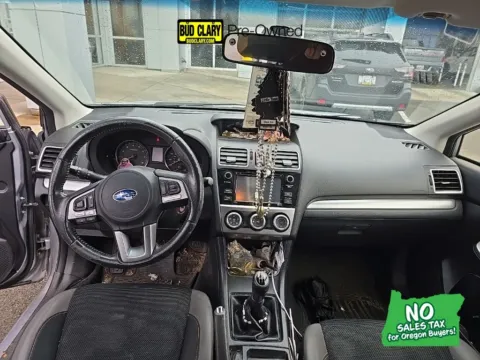 Silver 2017 Subaru Crosstrek 2.0i Premium for sale in Longview, WA