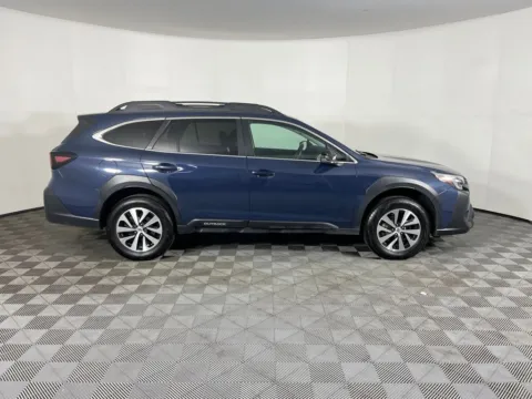 More photos of 2023 Subaru Outback Premium at Subaru Longview, WA