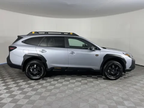 More photos of 2025 Subaru Outback Limited at Subaru Longview, WA
