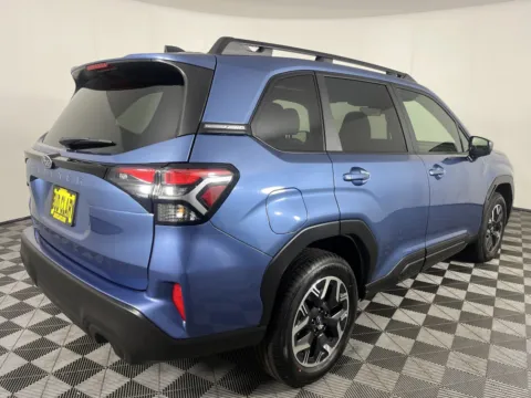 More photos of 2025 Subaru Forester Premium at Subaru Longview, WA
