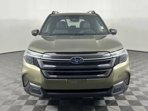Photos of 2025 Subaru Forester Limited Hybrid for sale in Longview, WA at Subaru Longview
