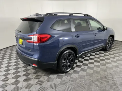 More photos of 2025 Subaru Ascent Onyx Edition at Subaru Longview, WA