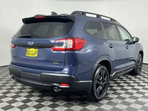 More photos of 2025 Subaru Ascent Onyx Edition at Subaru Longview, WA