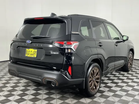 More photos of 2025 Subaru Forester Sport Hybrid at Subaru Longview, WA