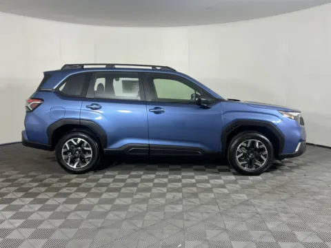 More photos of 2025 Subaru Forester at Subaru Longview, WA