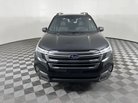 Photos of 2025 Subaru Forester Limited Hybrid for sale in Longview, WA at Subaru Longview