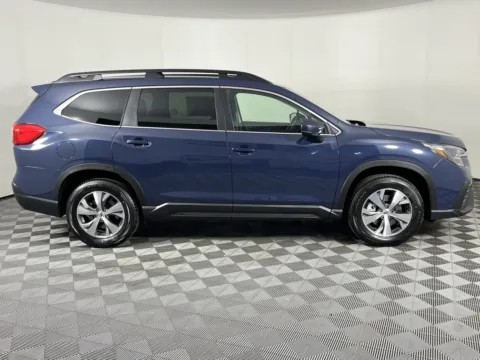 More photos of 2025 Subaru Ascent Premium at Subaru Longview, WA