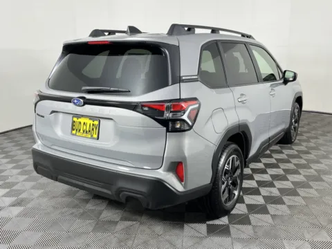More photos of 2025 Subaru Forester Premium at Subaru Longview, WA