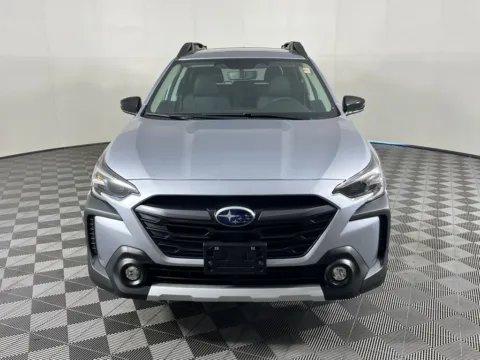 Photos of 2025 Subaru Outback Limited for sale in Longview, WA at Subaru Longview