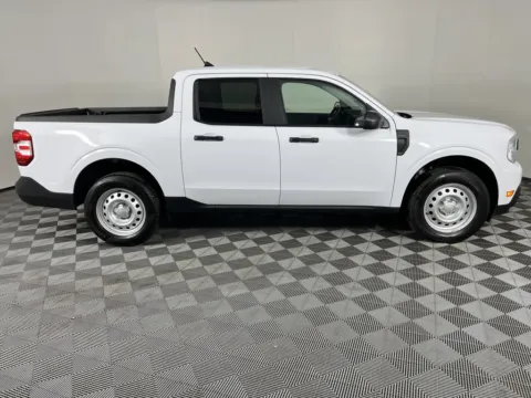 More photos of 2024 Ford Maverick XL at Subaru Longview, WA