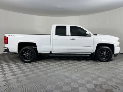 More photos of 2016 Chevrolet Silverado 1500 LT at Subaru Longview, WA
