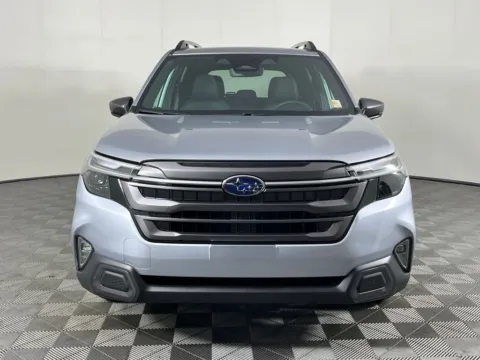 Photos of 2026 Subaru Forester Limited for sale in Longview, WA at Subaru Longview