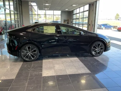 More photos of 2026 Toyota Prius XLE at Jay Wolfe Toyota, MO