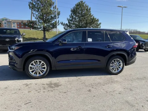 Another view of 2026 Toyota Grand Highlander Platinum for sale in Kansas City, MO at Jay Wolfe Toyota