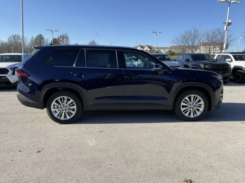 More photos of 2026 Toyota Grand Highlander Platinum at Jay Wolfe Toyota, MO