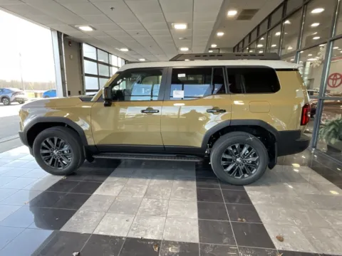 More photos of 2026 Toyota Land Cruiser at Jay Wolfe Toyota, MO