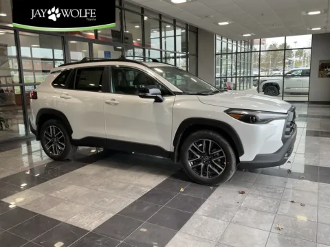 Unknown 2026 Toyota Corolla Cross XLE for sale in Kansas City, MO