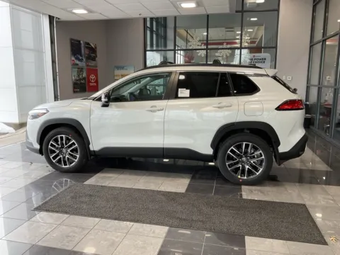 More photos of 2026 Toyota Corolla Cross XLE at Jay Wolfe Toyota, MO