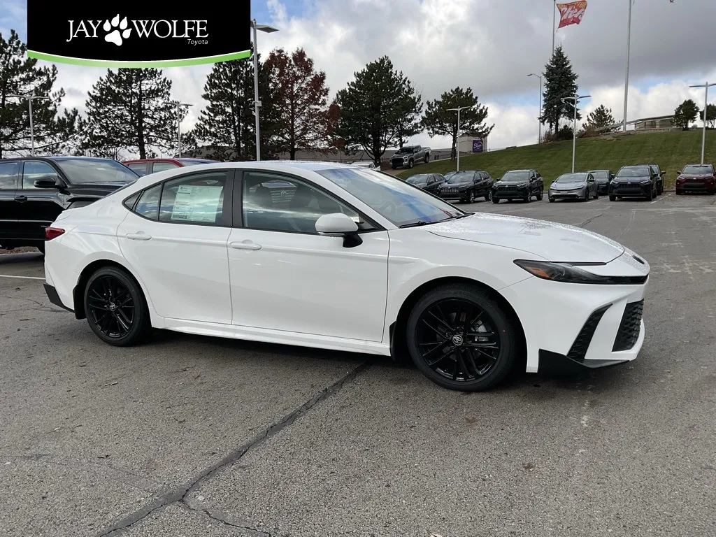 2026 Toyota Camry SE for sale in Kansas City, MO