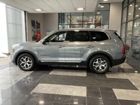 More photos of 2020 Kia Telluride EX at Jay Wolfe Toyota, MO