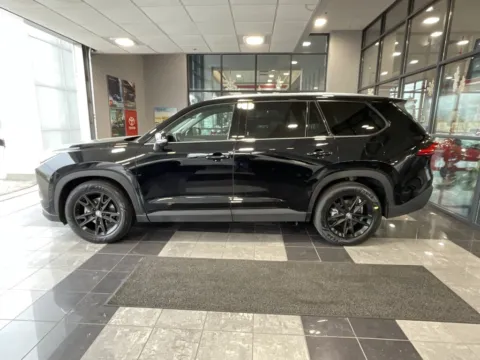 More photos of 2024 Toyota Grand Highlander Platinum at Jay Wolfe Toyota, MO