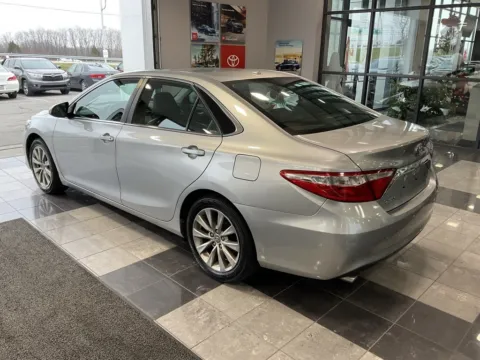 More photos of 2016 Toyota Camry XLE at Jay Wolfe Toyota, MO