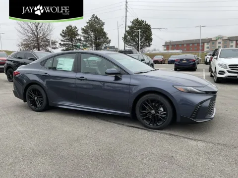 Blue 2026 Toyota Camry SE for sale in Kansas City, MO