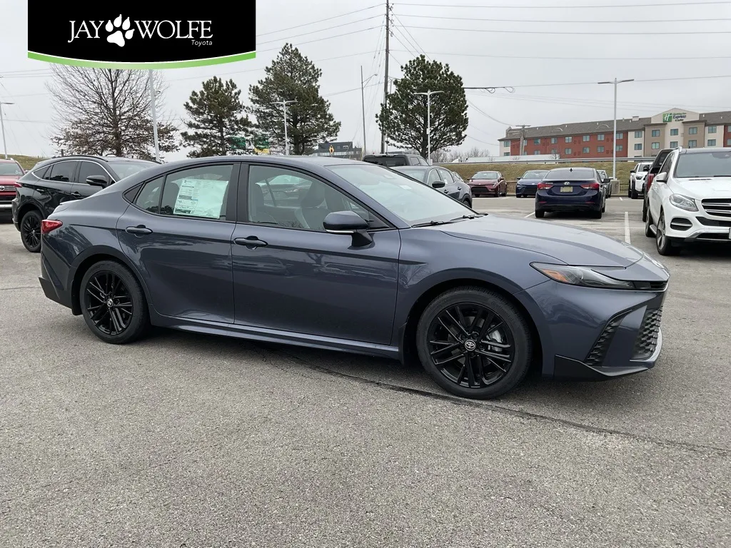 2026 Toyota Camry SE for sale in Kansas City, MO