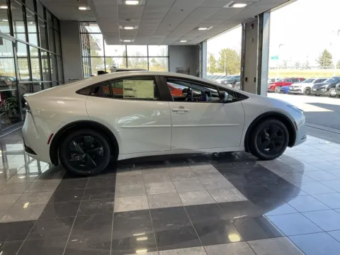 More photos of 2026 Toyota Prius LE at Jay Wolfe Toyota, MO