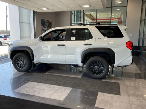 More photos of 2026 Toyota 4Runner SR5 at Jay Wolfe Toyota, MO