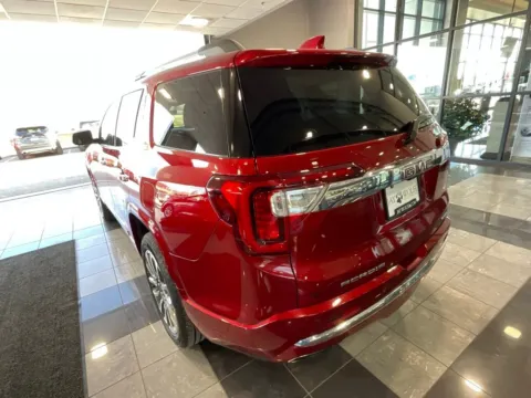 More photos of 2021 GMC Acadia Denali at Jay Wolfe Toyota, MO
