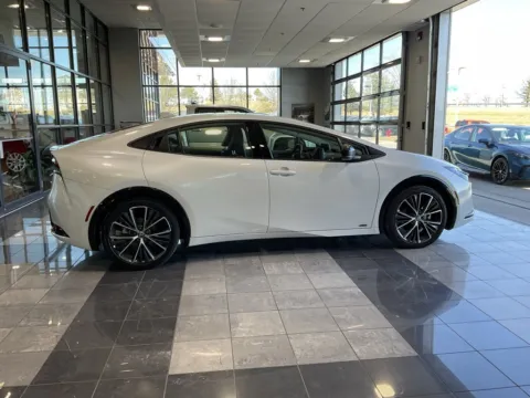 More photos of 2024 Toyota Prius XLE at Jay Wolfe Toyota, MO