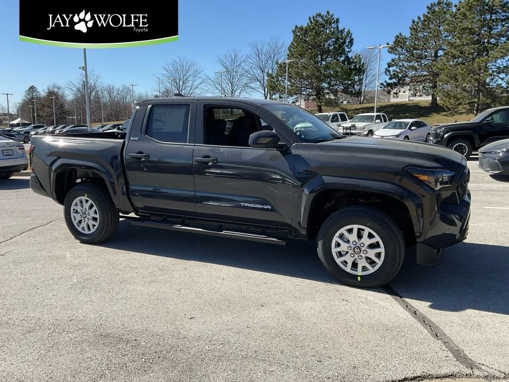 Black 2026 Toyota Tacoma SR5 for sale in Kansas City, MO