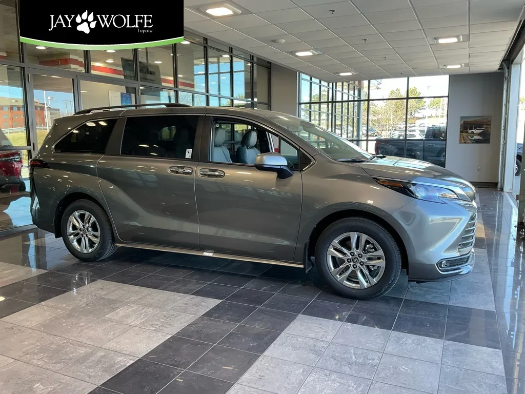 2026 Toyota Sienna XLE for sale in Kansas City, MO