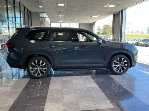 More photos of 2026 Toyota Grand Highlander Hybrid MAX Limited at Jay Wolfe Toyota, MO