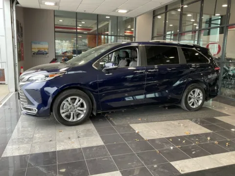 Another view of 2022 Toyota Sienna Platinum for sale in Kansas City, MO at Jay Wolfe Toyota