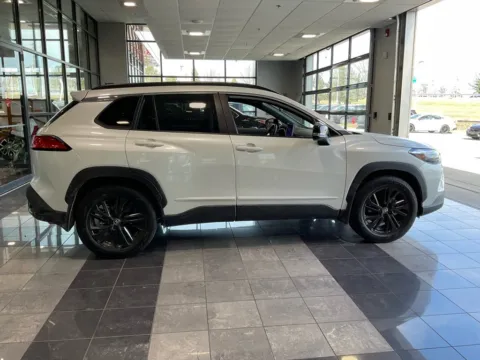 More photos of 2026 Toyota Corolla Cross Hybrid XSE at Jay Wolfe Toyota, MO