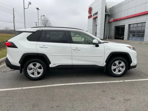 More photos of 2021 Toyota RAV4 Hybrid XLE at Jay Wolfe Toyota, MO