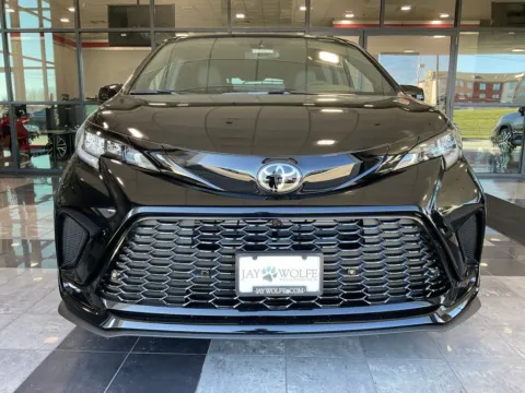 Photos of 2026 Toyota Sienna XSE for sale in Kansas City, MO at Jay Wolfe Toyota