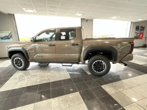 More photos of 2026 Toyota Tacoma TRD Off-Road at Jay Wolfe Toyota, MO