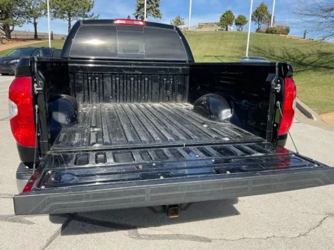 More photos of 2021 Toyota Tundra SR5 at Jay Wolfe Toyota, MO