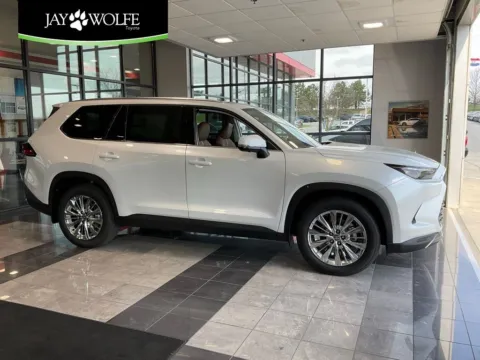 Black 2026 Toyota Grand Highlander Platinum for sale in Kansas City, MO