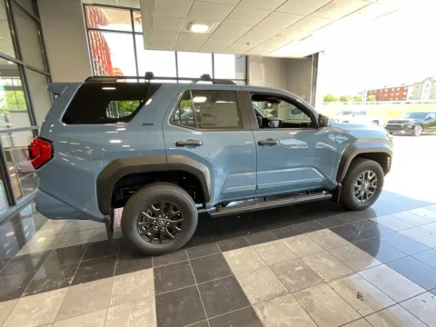 More photos of 2026 Toyota 4Runner SR5 at Jay Wolfe Toyota, MO