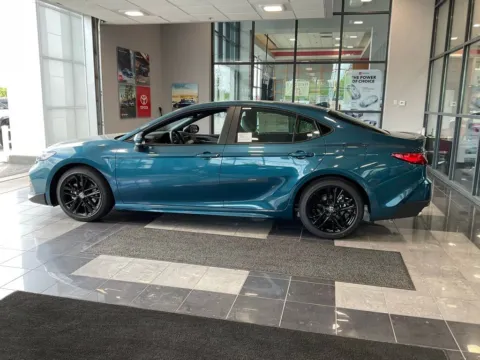 More photos of 2026 Toyota Camry SE at Jay Wolfe Toyota, MO