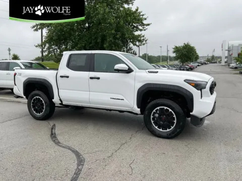 White 2026 Toyota Tacoma Hybrid TRD Off Road for sale in Kansas City, MO