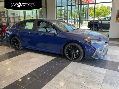 Black 2026 Toyota Camry SE for sale in Kansas City, MO