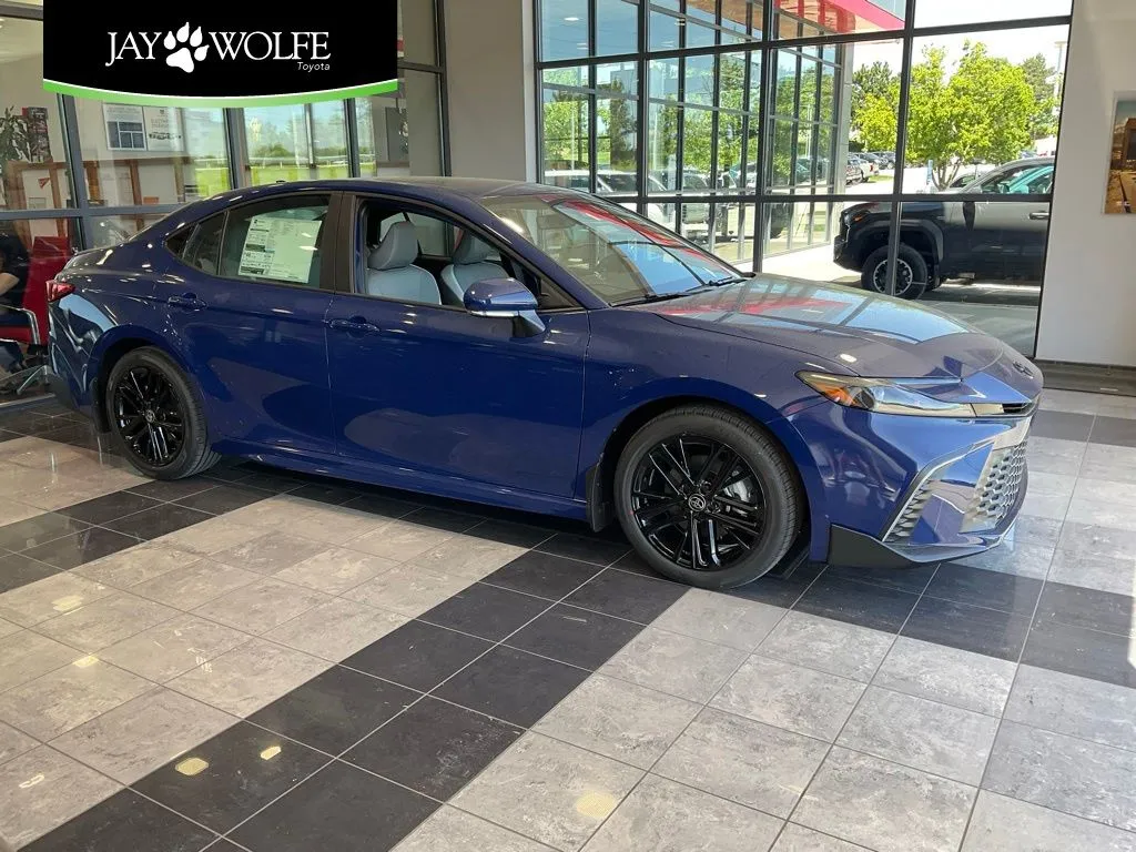 Black 2026 Toyota Camry SE for sale in Kansas City, MO