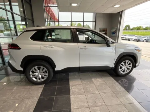 More photos of 2026 Toyota Corolla Cross L at Jay Wolfe Toyota, MO